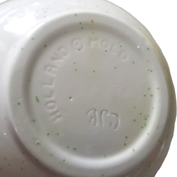 Ceramic Shamrock Bowl - Picture 4 of 4